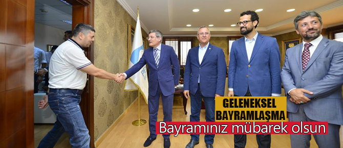 Pendik Belediyesi'nde geleneksel bayramlaşma