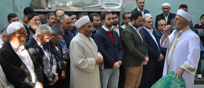 Pendik Çarşı Camii İmam Hatibi Fikret Cesur'un acı günü