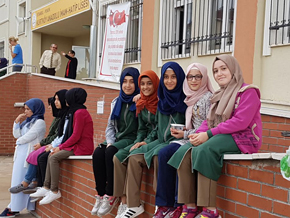 Kurtköy Anadolu İmam Hatip Lisesi'nde geleneksel aşure etkinliği