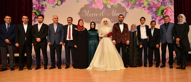 Merve ile Ahmet Ömür boyu birlikteliğe "evet"dedi