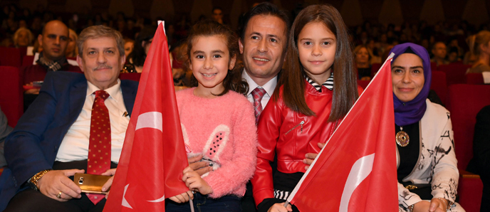 Tuzla'da muhteşem Cumhuriyet konseri!