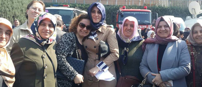 Kadın Kolları yöneticisi gözyaşlarıyla uğurlandı!