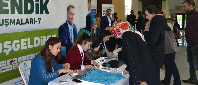 Yüzlerce firma nitelikli personel bulmak için geldi!