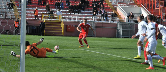 Hakemler ters kararlarıyla Başkan'ı çileden çıkardı:2-2