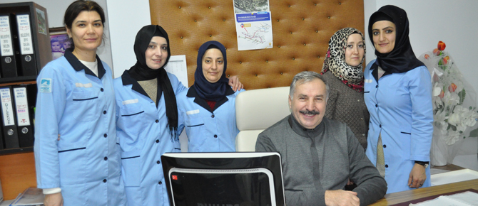 Gelenler  hayret ediyor. Bakın niye?