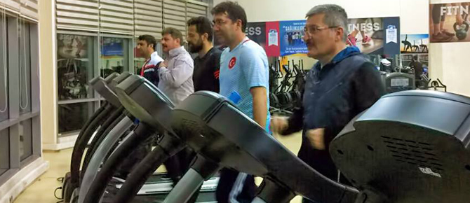 Güne sporla ve enerjik başlıyorlar!