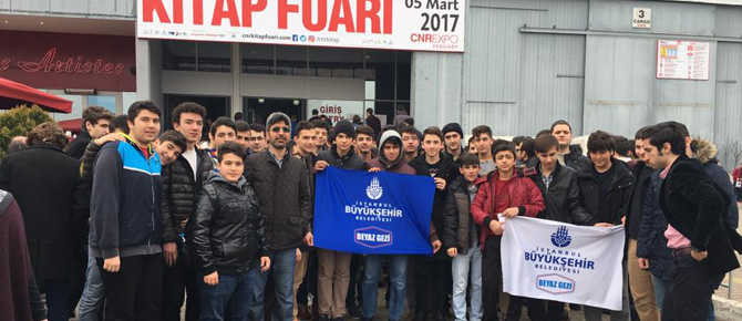 İmam Hatip Öğrencileri ceplerindeki son harçlıklarını da verdiler!