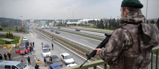 Pendik ve Tuzla'da 1.000 polisle Kurt Kapanı operasyonu!