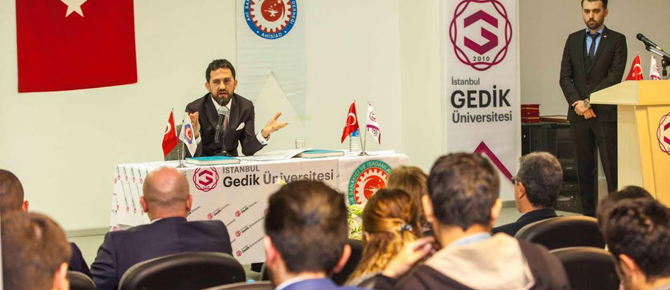 Gelecek inşaasını ancak Ahi'lik şuuruyla yapabiliriz!