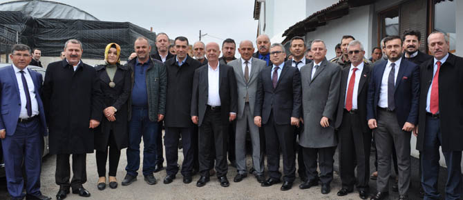 Göçbeyli muhtarı, İsmet Uçma ve protokolü krallar gibi ağırladı!