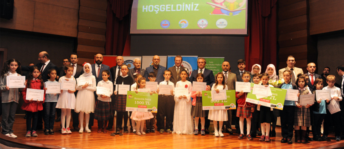 Yüzlerce Hadis'i ezbere okudular!