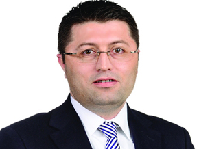 AK Parti Pendik Belediye meclis üyesi Yahya Tunç istifa etti