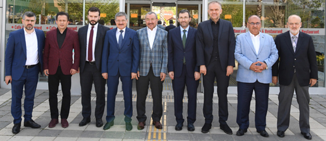 Yazıcı, Belediye Başkanlarını Tuzla'da ağırladı