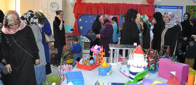 Yıldırım Beyazıt'tan 'Aile Etkinlik Katılım Sergisi' düzenledi