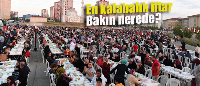 İstanbul'un en kalabalık sokak iftarı! Bakın kaç bin kişi katıldı..