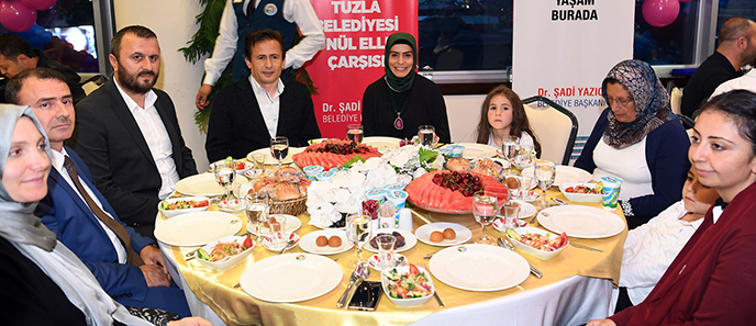 22 yıl önce Tuzla'da başlayan Yetimler Haftası şimdi bütün dünyada kutlanıyor