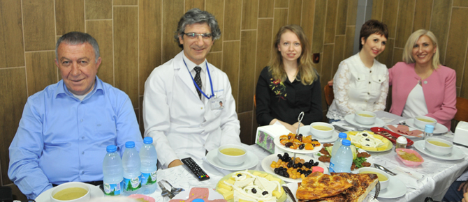 Şifa Hastanesi'nden geleneksel medya iftarı