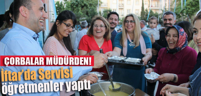 Bütün hizmeti öğretmenler yaptı!