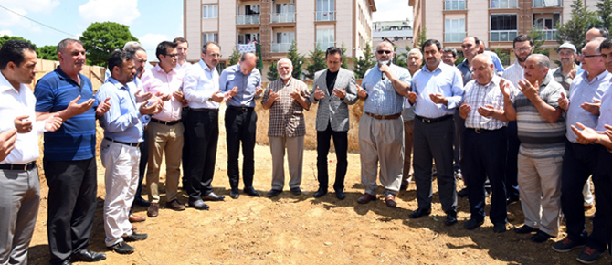 Aydınlı Akşemseddin Camisi’nin temeline Dualarla ilk harç kondu