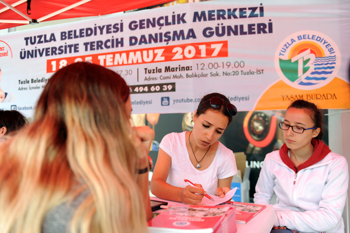 Tuzla Belediyesi'nden, Üniversite Tercih Danışma Günleri