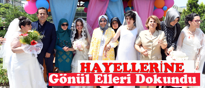 Engelli Kızlar, Hayallerini Gönül Elleri Çarşısı ile Gerçekleştirdi