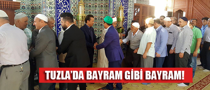 Yazıcı ve Vatandaşlar, Kardeşlik Bağıyla Bayramlaştı