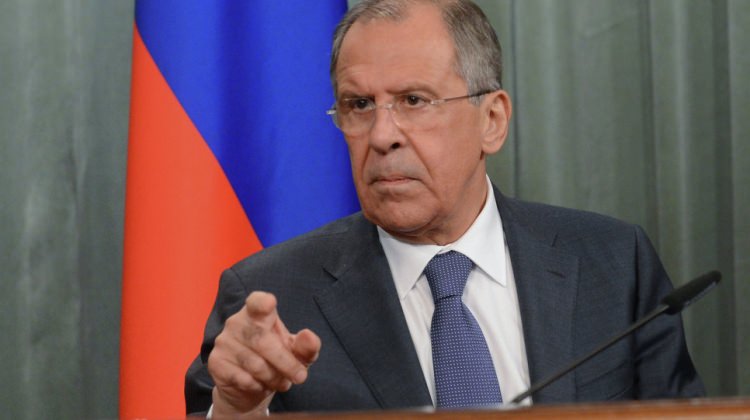 Lavrov'un Kudüs cevabı odayı terk ettirdi