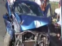 Pendik'te İki Otomobil Kafa Kafaya Çarpıştı: 8 Yaralı