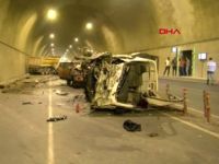 Pendik'te tünelde feci kaza: 2'si ağır 5 yaralı