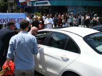 Yaya Geçidinde Şaşırtan Sürpriz