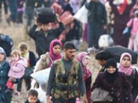 200 binden fazla Suriyeli Türkiye sınırına dayandı