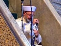 Ayasofya Camii'nde ilk hutbe: Ali Erbaş kılıçla çıktı