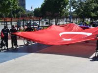 Pendik'te Türk Bayraklı bisiklet turu