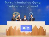 Turkcell İkinci Çeyrekte Yüzde 23,5 Büyüdü, Yıl Sonu İçin Hedef Yükseltti