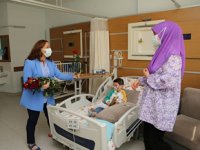 Yazıcı’dan  Devlet Hastanesi’ndeki Annelere Sürpriz