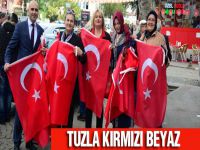 Kent Konseyi'nden 10 bin Türk Bayrağı