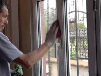 Tuzla’da Yaşayan 65 Yaş Üstü Vatandaşların Ev Temizliği yapılıyor