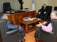 Kaymakam ve Belediye Başkanından Ahmet Cin'e ziyaret