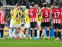 10 kişilik Fenerbahçe Athletic Bilbao'ya kaybetti:0-2