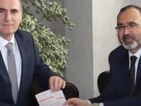 Pendik Kaymakamı Yıldız, kurbanını TDV’ye emanet etti