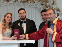 İş İnsanı Fatih Öztürk hayatını Öznur Asan ile birleştirdi