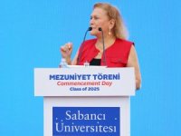 Güler Sabancı, Mezuniyet Töreninde Yeni Mezunlara Seslendi