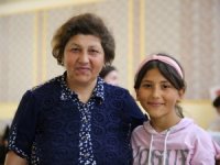 Bugün yetimleri sevindirmek ister misiniz?