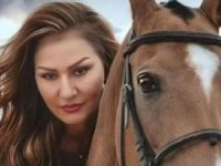 MELİS MELİNA DUBAİ’DE KLİP ÇEKTİ