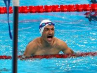 Milli Yüzücü Umut Ünlü’den Büyük Zafer