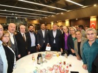 AK Parti'den muhtar buluşması