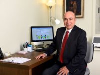 Göz Rengini Değiştirmek İçin Türkiye'ye Geliyorlar