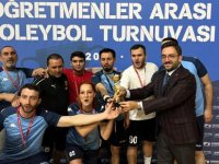 Pendik’te Öğretmenler Arası Voleybol Turnuvası