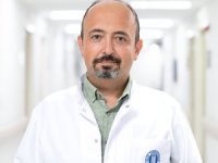 Şiddetli karın ağrısının nedeni divertikülit olabilir