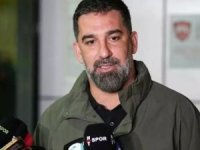 Arda Turan'dan yeni doğan bebeğine servet değerinde altın hediyesi!